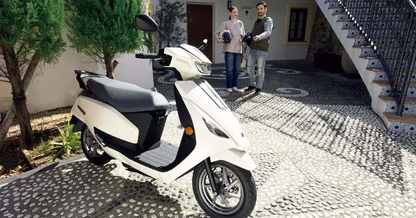 Suzuki heeft de e-Address elektrische scooter onthuld met een bereik van 87 kilometer.