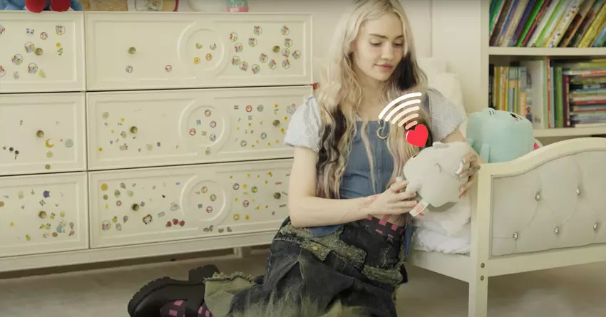 Gabbo, Grem en Grok: Elon Musks ex-vriendin Grimes heeft een serie AI-knuffels op de markt gebracht.