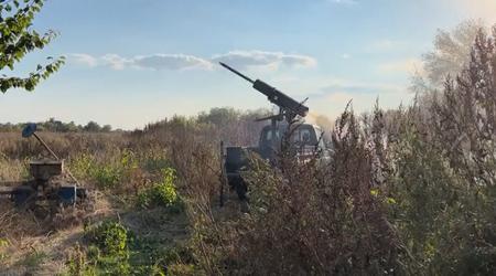Het Oekraïense leger heeft een geïmproviseerd meervoudig raketlanceersysteem gemaakt van een LAU-131 vliegtuiglanceerder en Hydra 70 ongeleide raketten op basis van een terreinvoertuig.