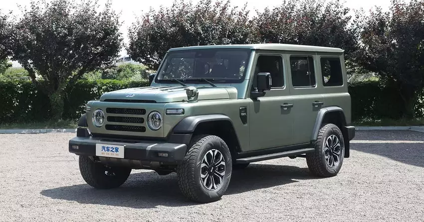 Het Chinese BAW heeft de Land Rover Defender gekloond en verkoopt hem voor het equivalent van 14.000 euro.