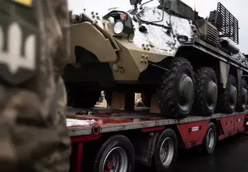 Buitenlandse bedrijven kunnen nu militaire uitrusting ...