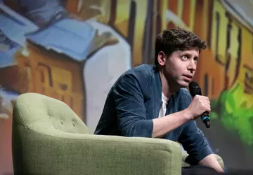 OpenAI verwacht meer geld op te ...