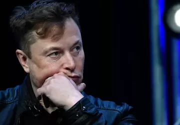 Musk verliest 12,6 miljard dollar in ...