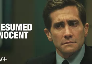 Bekijk de trailer van Presumed Innocent, ...