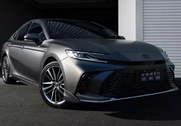 Toyota Camry Glorieuze Editie: GAC-Toyota heeft ...