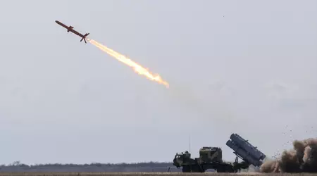 De AFU bestookte de Russische veerbootoversteekplaats en de olieterminal van de haven van Kavkaz met Neptun-raketten, 250 kilometer van de frontlinie.
