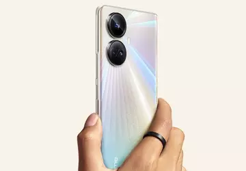 De realme 10 Pro+ 5G heeft ...