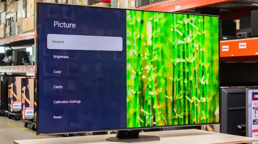 Hisense U8N ULED 4K TV onder 1000 euro