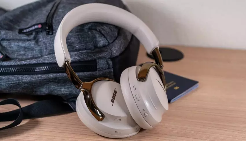 Bose QuietComfort Ultra (2e generatie) reiskoptelefoon met ANC