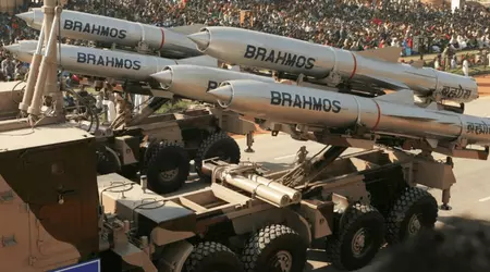 India heeft een grondversie getest van de BrahMos ER geavanceerde supersonische kruisraket met een bereik van 450-500 kilometer.