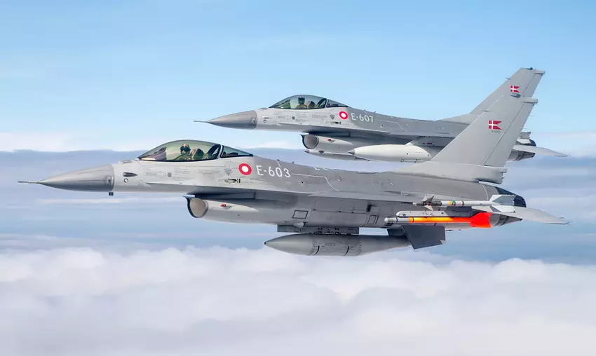 Denemarken stemt in met overdracht van Amerikaanse F-16 gevechtsvliegtuigen van de vierde generatie aan Oekraïne, maar op één voorwaarde