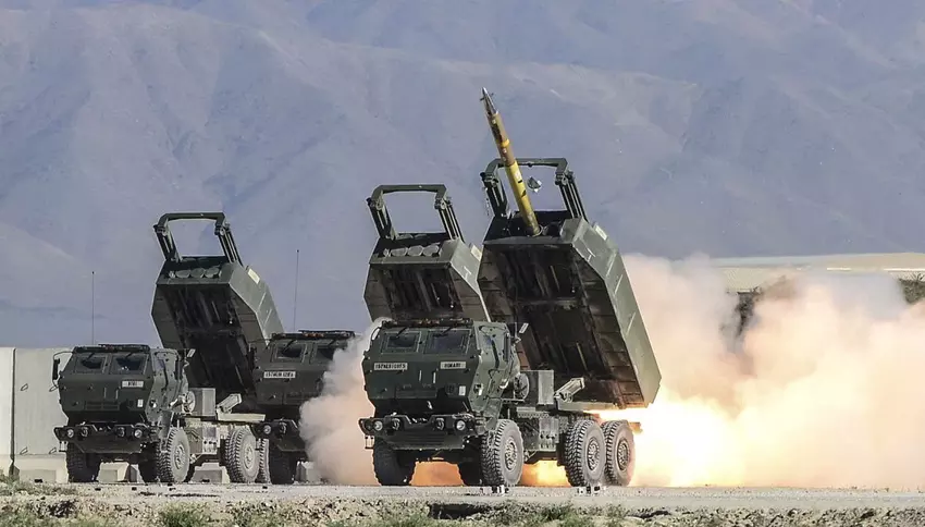 EOS C VTOL drone hielp het M142 HIMARS raketsysteem een Russisch Buk grond-lucht raketsysteem te vernietigen.