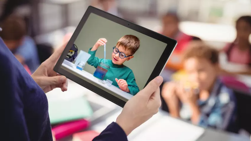 ASUS kondigde de CM30 afneembare hybride Chromebook aan met een aanraakscherm en afneembaar toetsenbord