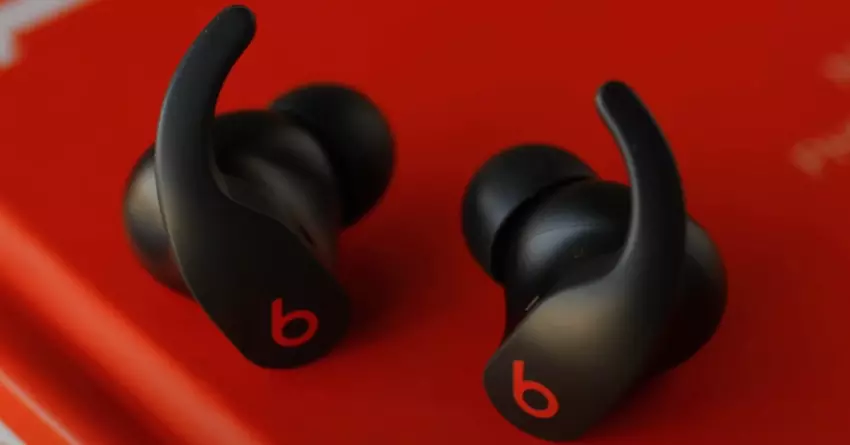 Beats Fit Pro hoofdtelefoon met ruisonderdrukking voor over het oor