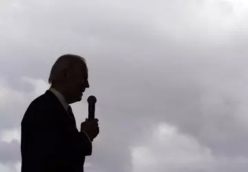 Een nep-robotoproep namens Biden om hem ...