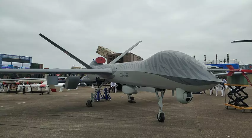 Irak heeft CH-5 drones gekocht die de Amerikaanse MQ-9 Reaper kopiëren - Chinese UAV's kunnen 60 uur vliegen en hebben een bereik van 10.000 kilometer.