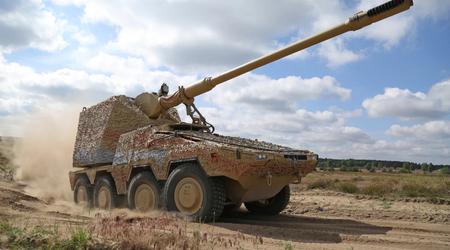 Duitsland overhandigde de eerste nieuwste zelfrijdende RCH 155 aan Oekraïne
