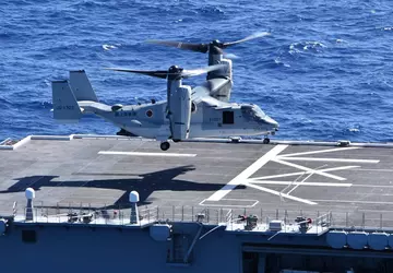 Amerikaanse V-22 Osprey cabriolet landde voor ...