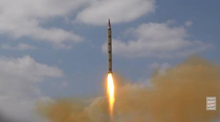 Iraanse gevolmachtigden uit Jemen toonden video van ballistische raketten en kamikaze-drones die op Israël worden afgevuurd