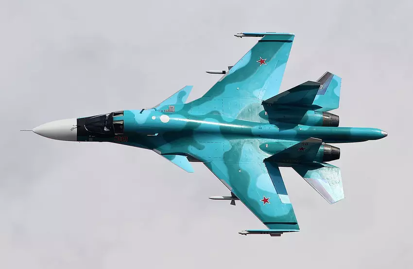 Rusland verbergt zijn frontlinie Su-34's voor ATACMS-aanvallen op vliegveld Engels