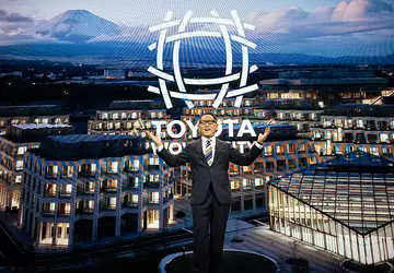 Toyota eerste in wereldwijde autoverkoop in ...