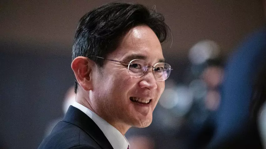 De CEO van Samsung is de enige Koreaan in de top 100 van meest invloedrijke zakelijke leiders ter wereld