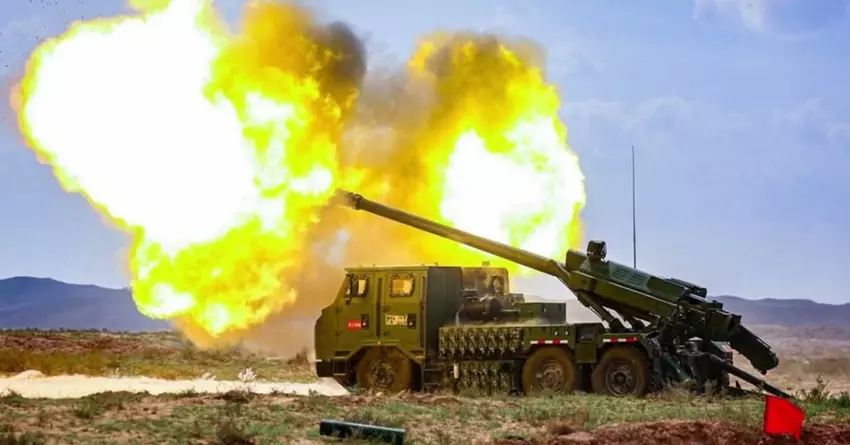 Brazilië koopt mogelijk nieuwe Chinese PCL-181 houwitsers met verrijdbaar onderstel en een bereik tot 53 km