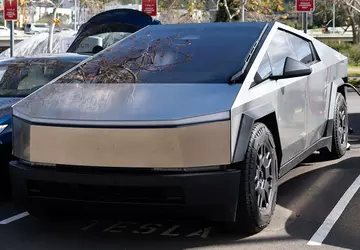 Tesla Cybertruck Foundation Series krijgt levenslang ...