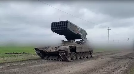 De Russen vuurden thermobarische raketten van het TOS-1A zware vlammenwerpersysteem af op hun eigen infanterie.