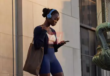 Een promotievideo en afbeeldingen van hoge ...