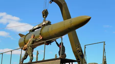 Een ongeïdentificeerde drone heeft een Russische fabriek aangevallen die Iskander ballistische raketten en de Kh-47M2 pseudo-hypersonische raketten produceert.