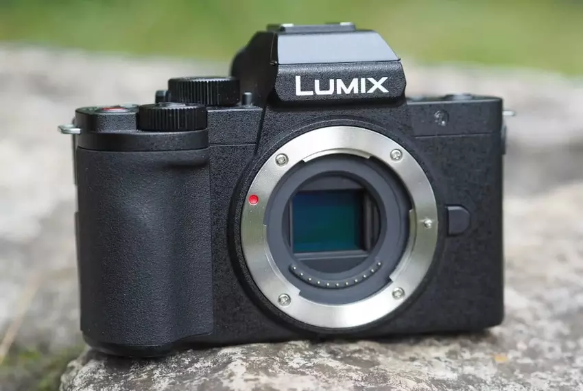 Panasonic Lumix G100 vlog camera review