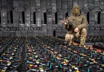 VK zal 100.000 drones aan Oekraïne ...