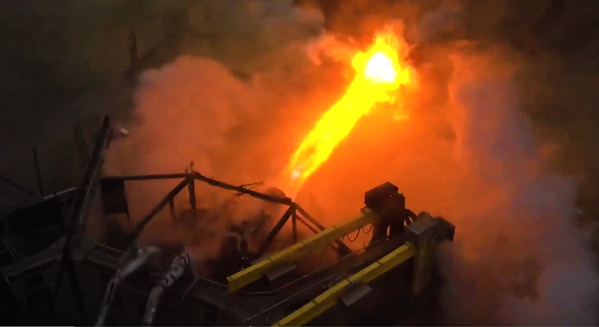 SpaceX testte een versterkt lanceerplatform op Starbase om vernietiging tijdens een Sterrenschiplancering te voorkomen.