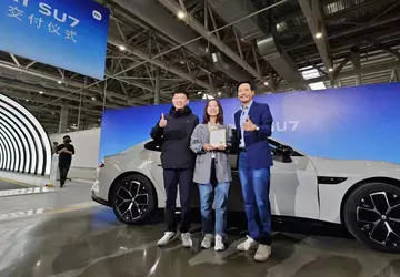 Xiaomi begint met de verzending van ...