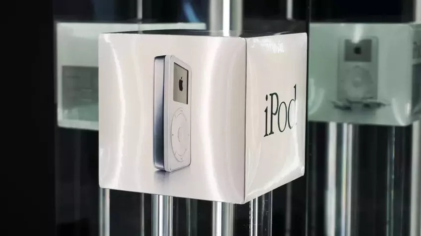 Een originele iPod uit 2001 verkocht voor $29.000