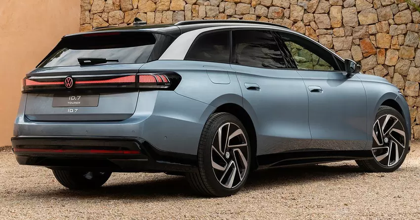 Volkswagen ID.7 Tourer elektrische stationwagon staat bovenaan de verkoopranglijst van elektrische auto's in Duitsland