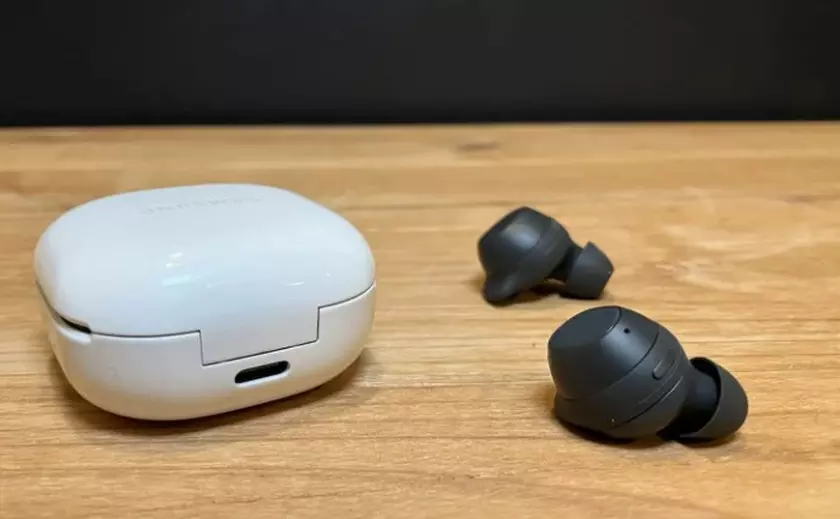 Samsung Galaxy Buds FE oordopjes voor taalvertaling
