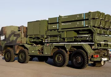 Duitsland overhandigt ongeveer 100 IRIS-T geleide ...