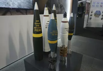 Rheinmetall krijgt miljardencontract voor munitieproductie en ...