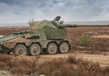 Duitsland overhandigt PzH 2000 en RCH ...