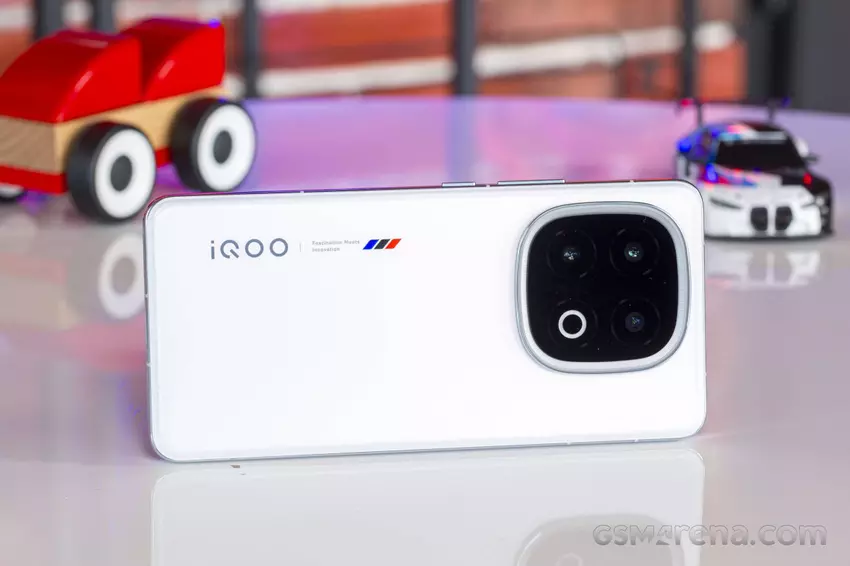 iQOO 13 debuteert in Indonesië: nieuw vlaggenschip met Snapdragon 8 Elite-chipset en 120 W opladen