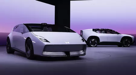 Honda 0 Saloon en Honda 0 SUV prototypes maakten hun debuut op CES 2025. De productie start in 2026 in de Honda EV Hub-fabriek in Ohio.