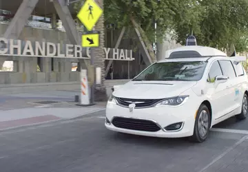 Waymo's robot taxi's zijn begonnen met ...