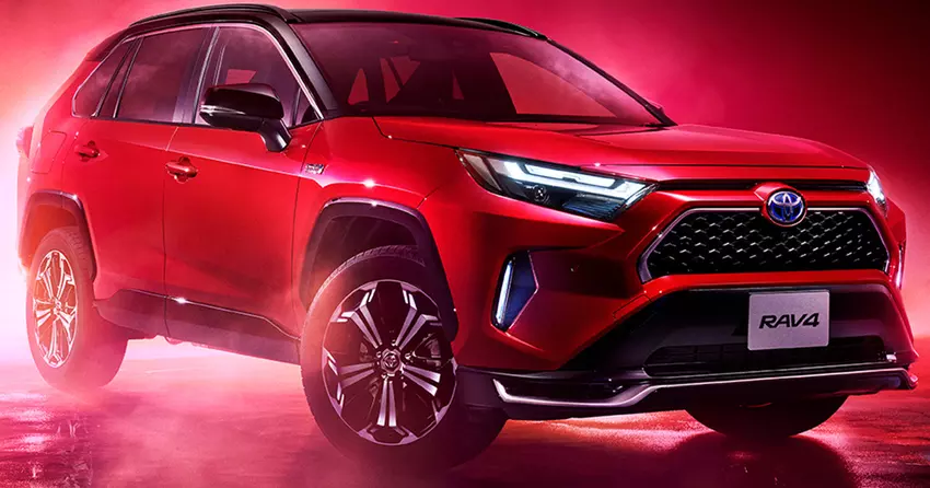 Toyota heeft versies met voorwielaandrijving van de RAV4 crossover in Japan laten vallen - nu alleen AWD