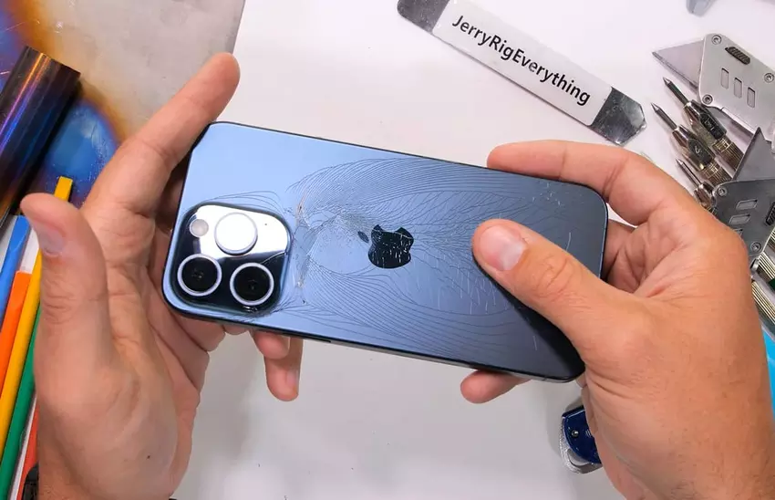 Titanium iPhone 15 Pro Max slaagt niet voor duurzaamheidstest (video)