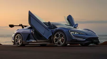 BYD heeft de Yangwang U9 onthuld: een elektrische sportauto met 1.300 pk, een acceleratie naar 100 km/u in 2,36 seconden en een prijs van 250.000 dollar.