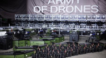 "Army of Drones' overhandigde 2.000 drones van Oekraïense makelij aan de AFU