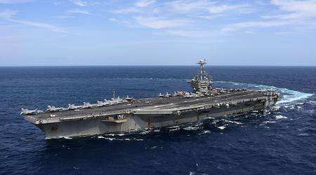 Jemenitische Houthi's zeggen dat ze een gecombineerde aanval hebben uitgevoerd op het vliegdekschip USS Harry S. Truman