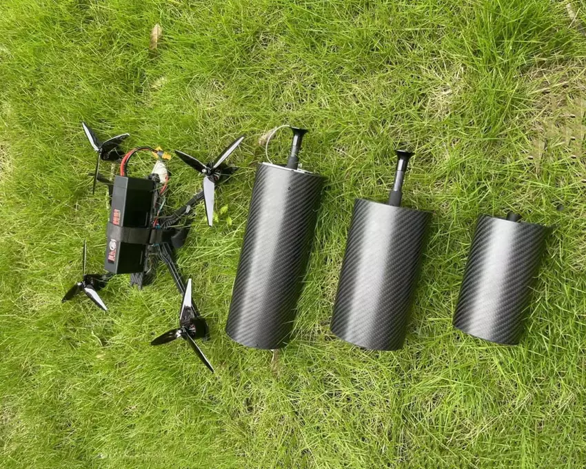 Onzichtbaar voor EW: FPV drone op glasvezel gepresenteerd in China